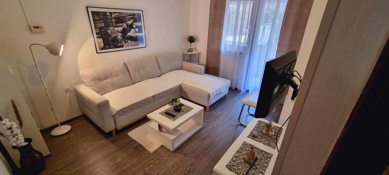 PUY Apartment Evergreen מראה חיצוני תמונה