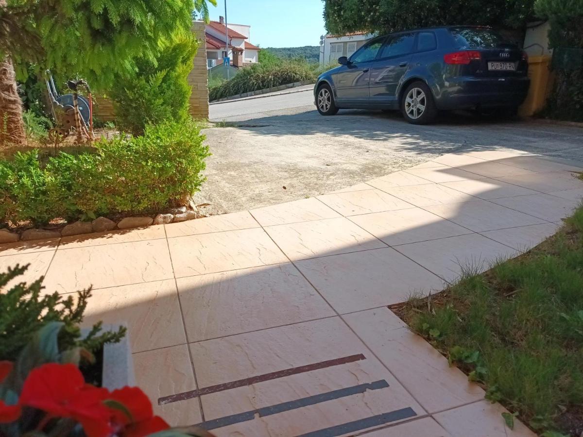 PUY Apartment Evergreen מראה חיצוני תמונה